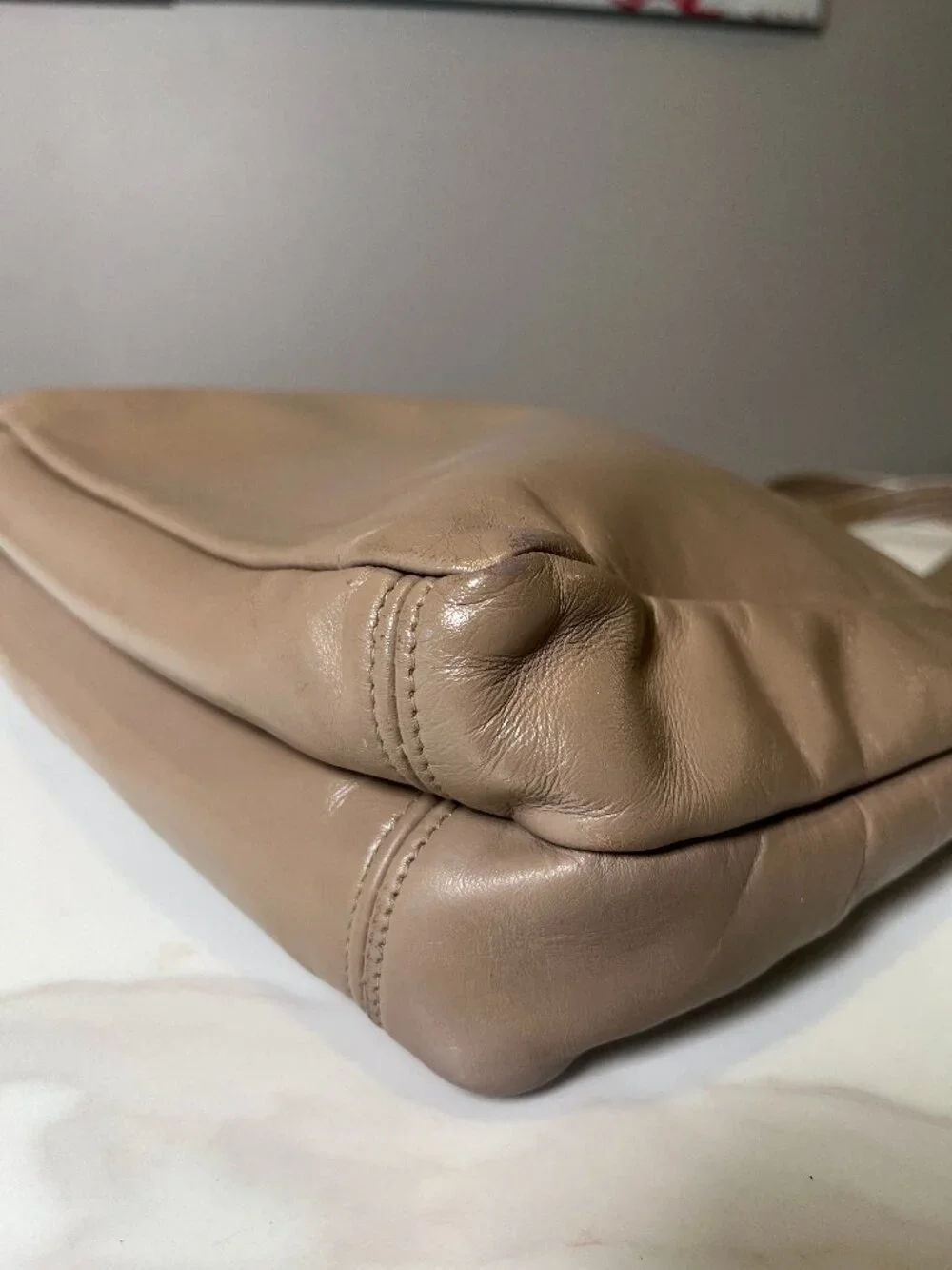 SAS Taupe Leather Vintage Shoulder Bag Made in USA - Picture 7 of 13